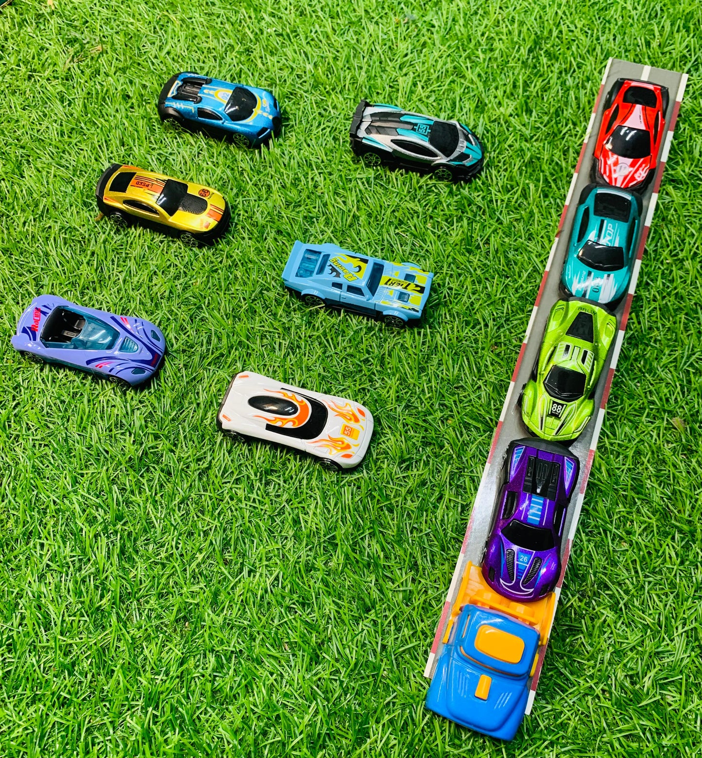 10 Mini Metal Cars With Launcher