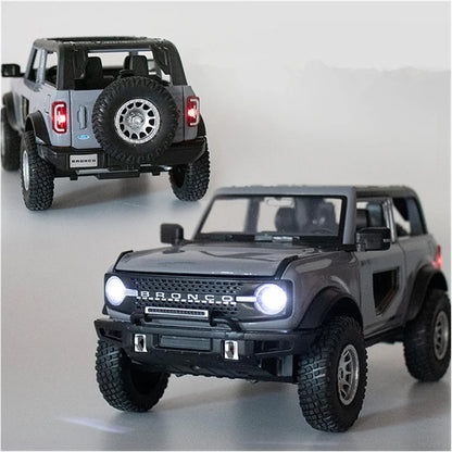1:24 Scale Bronco Diecast Jeep with Light And Sound